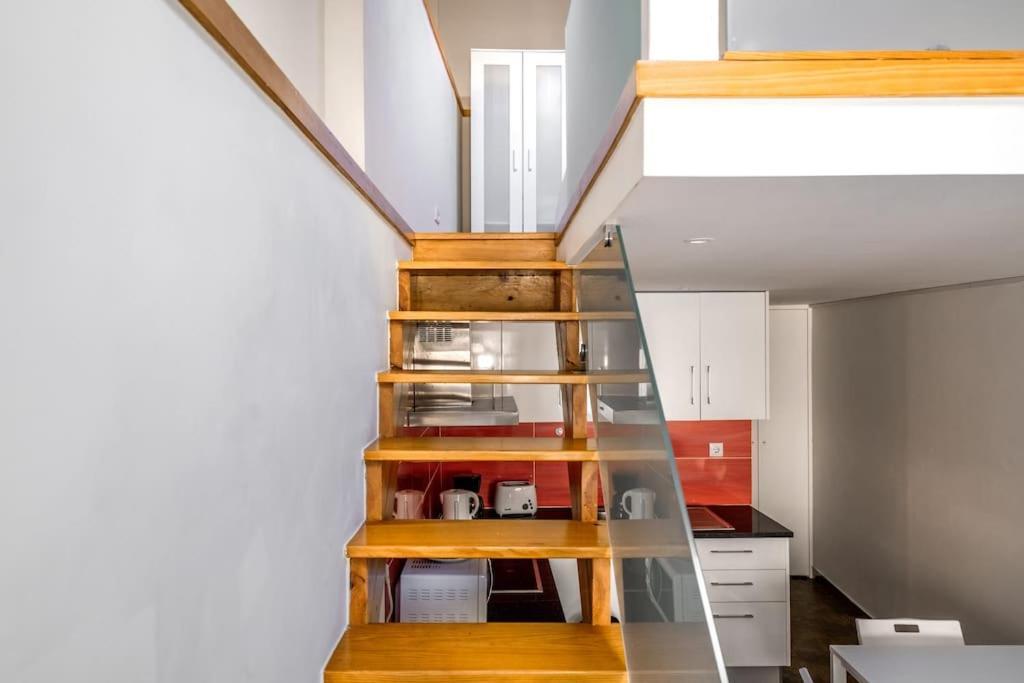 Charming Studio With Ac And Loft On Ground Floor ลิสบอน ภายนอก รูปภาพ
